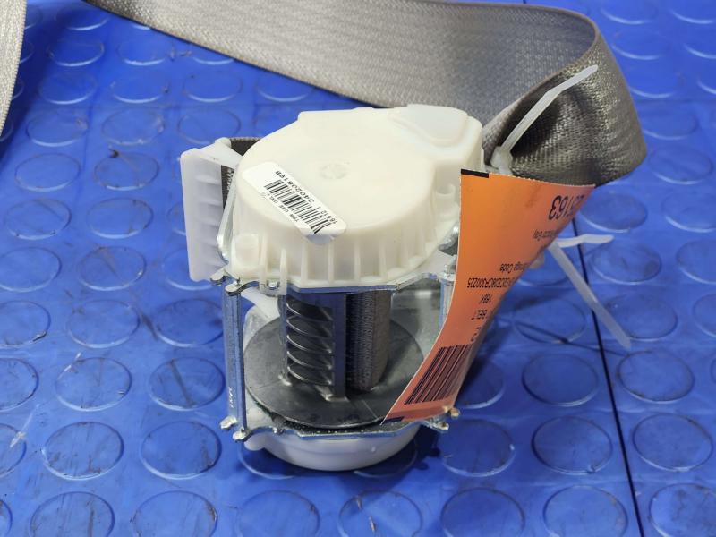 2012 GMC Yukon Rear Seat Belt