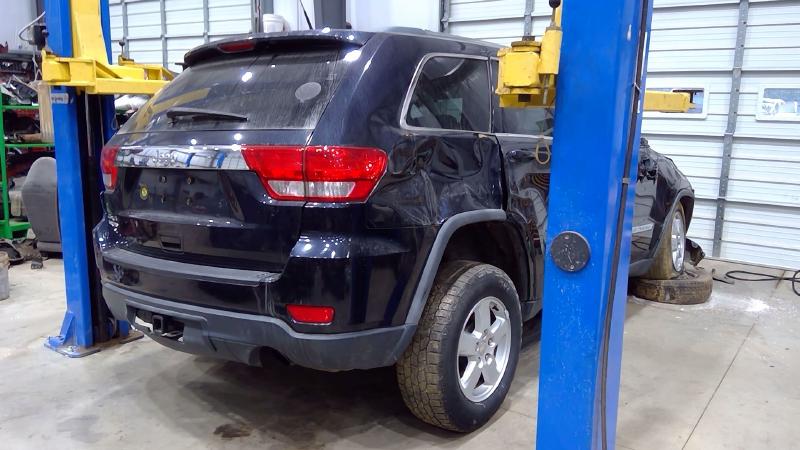 2011 Jeep Grand Cherokee Front Door Latch