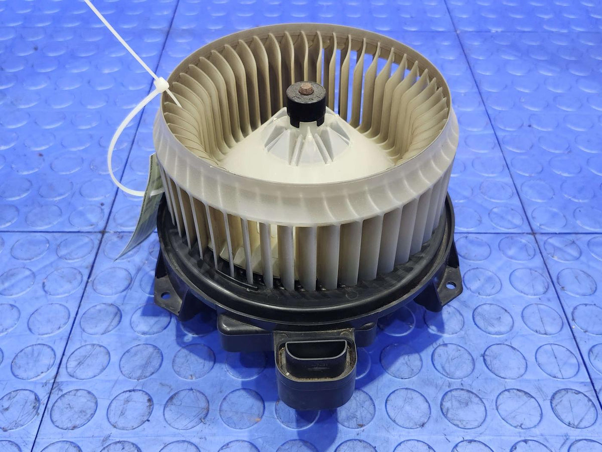 2007 Toyota Tundra Blower Motor