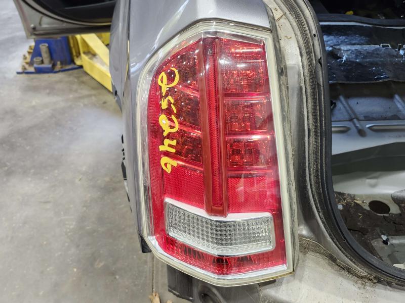 2013 Chrysler 300 Tail Light Assembly