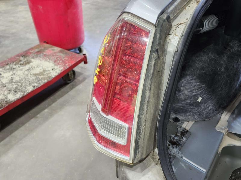 2013 Chrysler 300 Tail Light Assembly