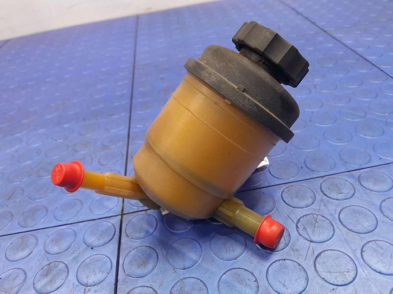 2010-2013 Kia Forte Hydraulic Power Steering Fluid Reservoir OEM 571501M000
