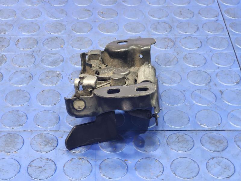 2014 Dodge Durango Hood Latch