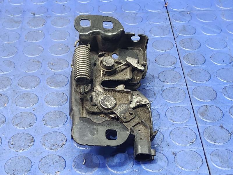 2014 Dodge Durango Hood Latch