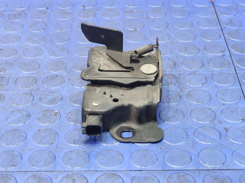 2014 Dodge Durango Hood Latch