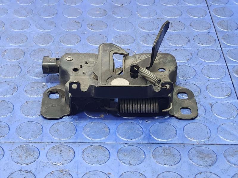 2014 Dodge Durango Hood Latch