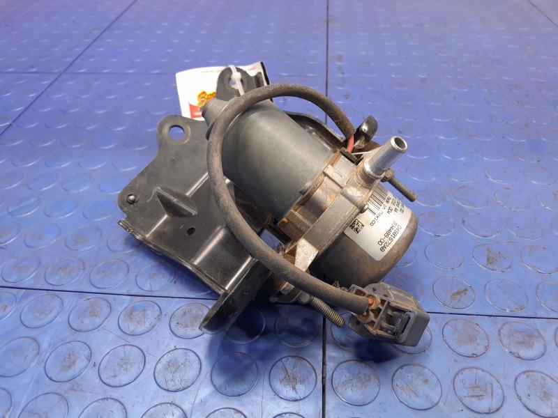 2014 Jeep Cherokee Vacuum Pump