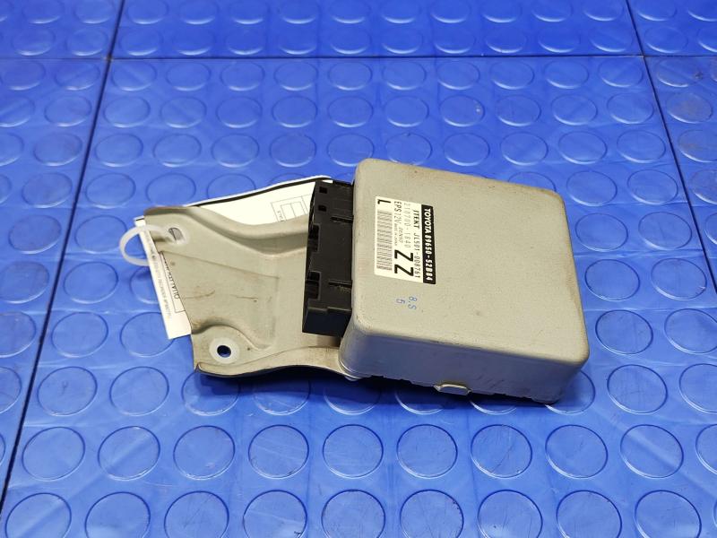 2015 Toyota Prius Chassis Brain Box