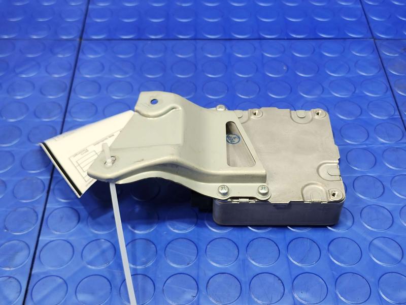 2015 Toyota Prius Chassis Brain Box
