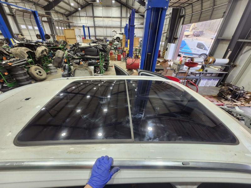 2018 Audi Q7 Roof Glass (Glass Only)
