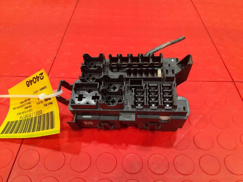 2019 Buick Encore Cabin Fuse Box Relay Junction Block OEM 42680821