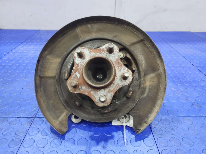 2013 Nissan Pathfinder Rear Knuckle/Stub Axle