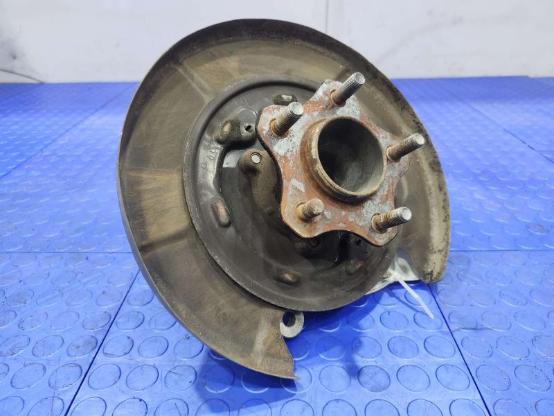 2013 Nissan Pathfinder Rear Knuckle/Stub Axle