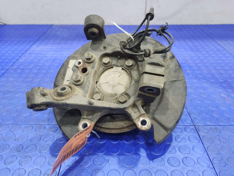 2013 Nissan Pathfinder Rear Knuckle/Stub Axle