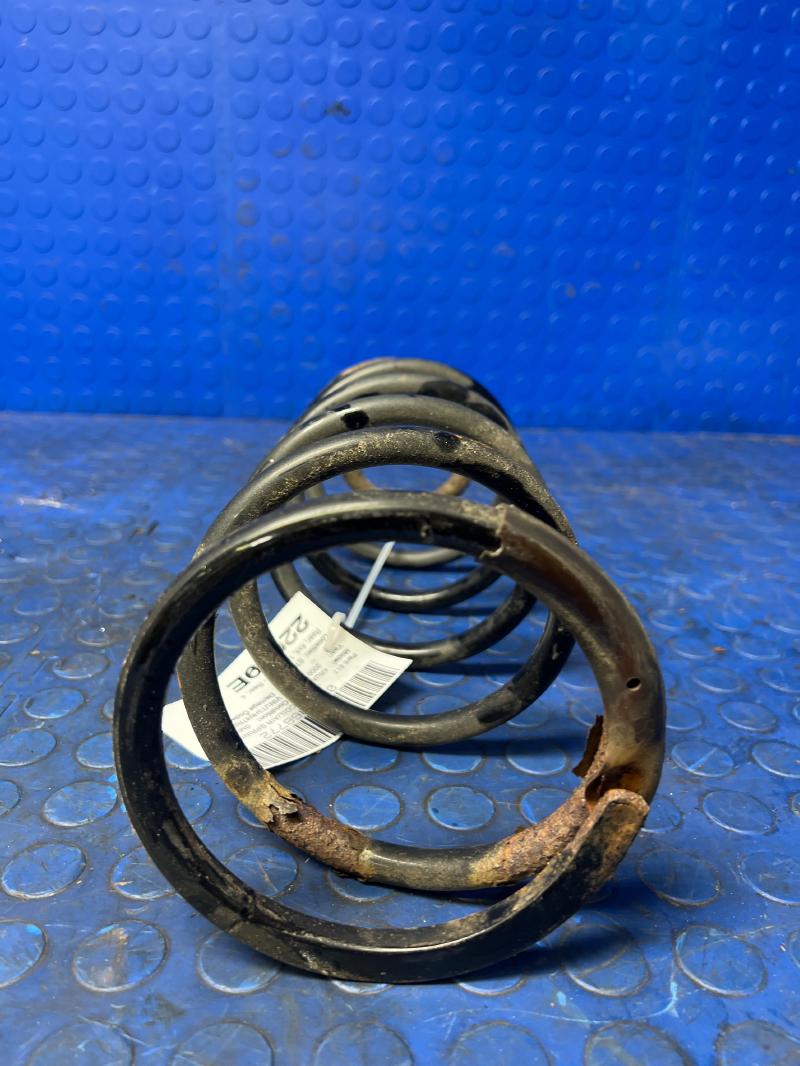 1996 - 2002 Toyota 4Runner Rear Coil Spring 4x4 w/ 16" Wheel ONLY OEM 4823135210