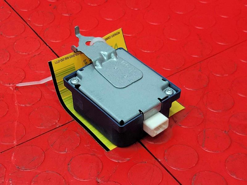 2011-2020 Toyota Sienna Door Receiver Control Module OEM 89741-08050
