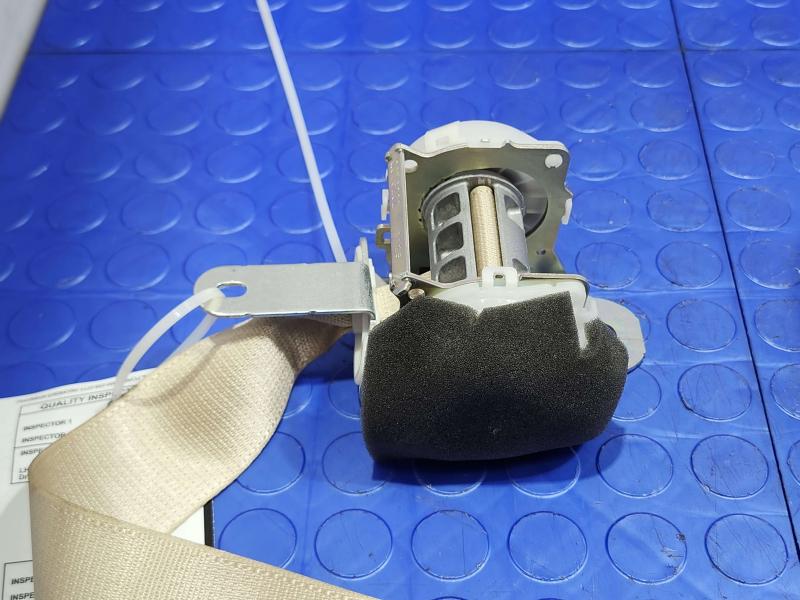 2018 Toyota Highlander Rear Seat Belt