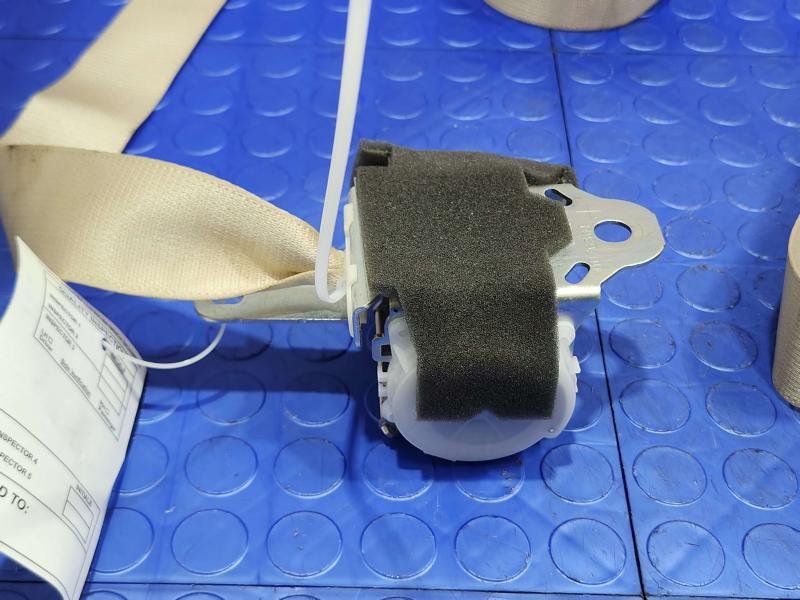 2018 Toyota Highlander Rear Seat Belt