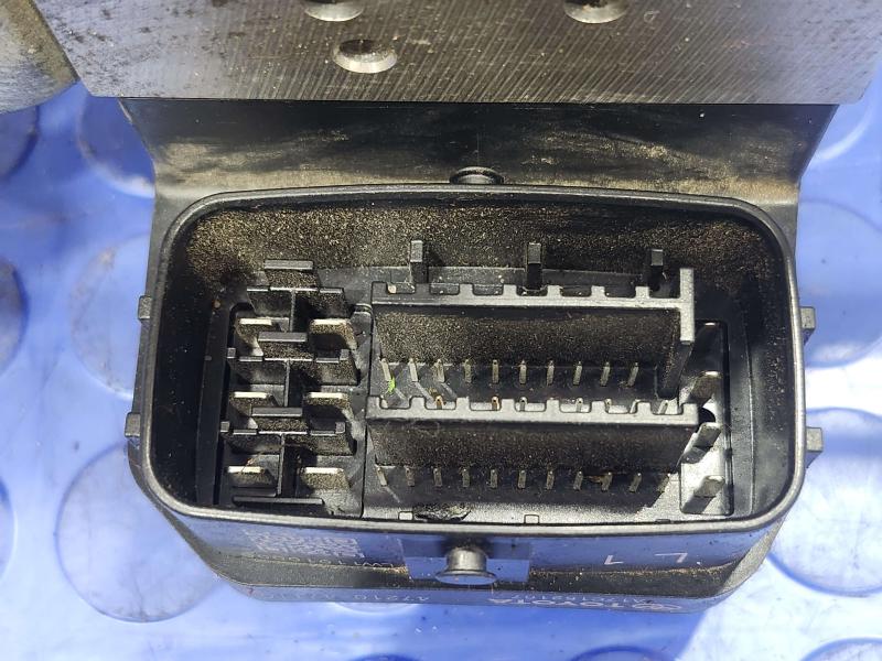 2017 Toyota Prius Power Brake Booster