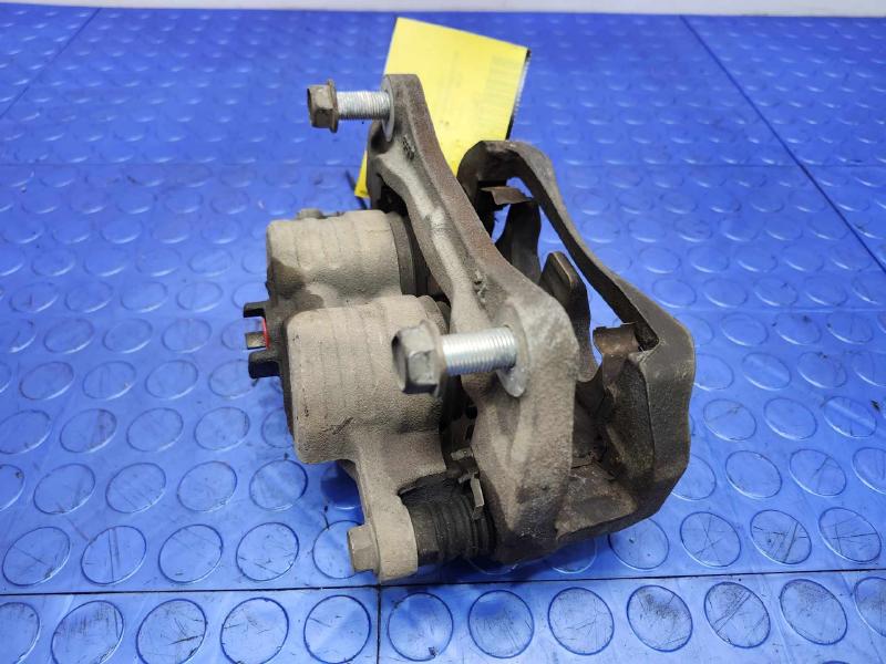2015 Subaru Legacy Caliper