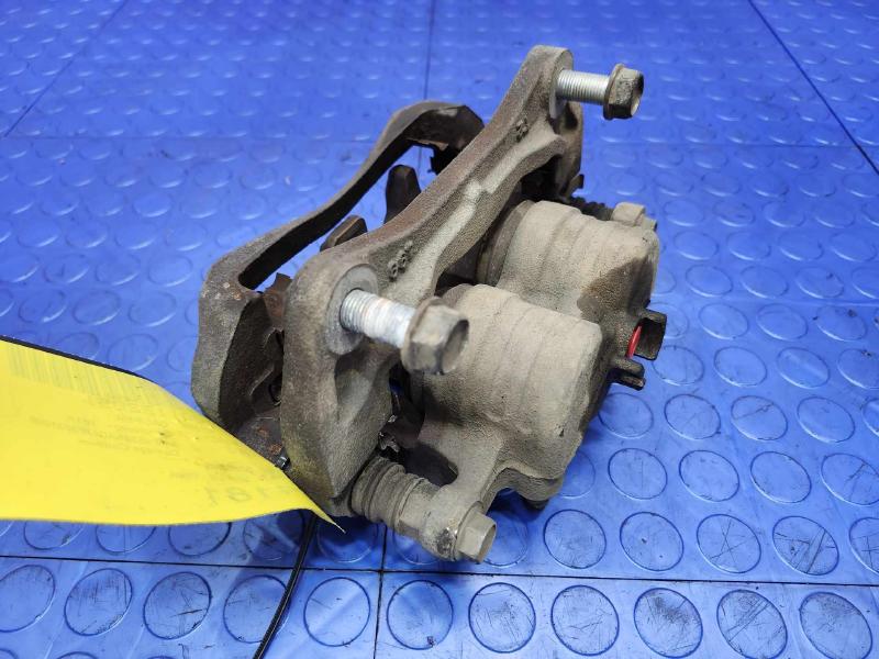 2015 Subaru Legacy Caliper