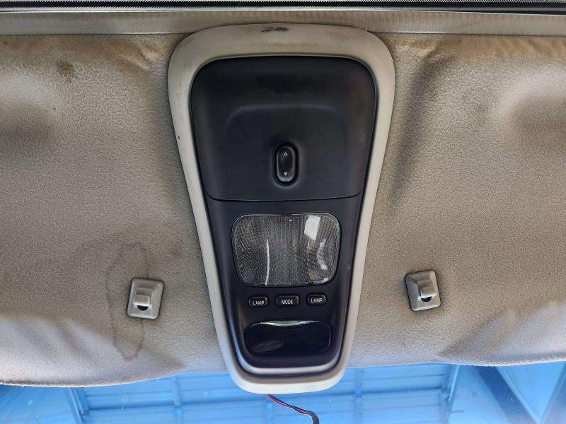 2004 Ford Explorer Front Console