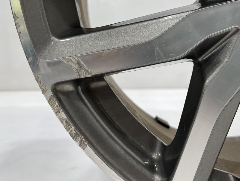 2019 GMC Acadia Wheel