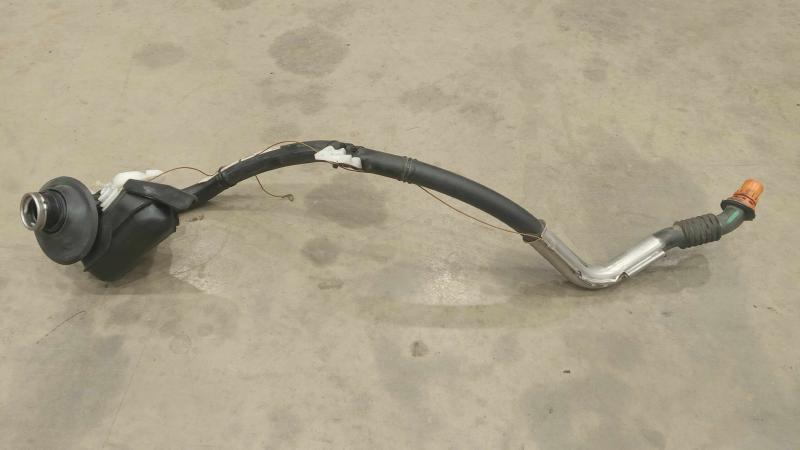 2012 Mercedes R-Class Fuel Filler Neck