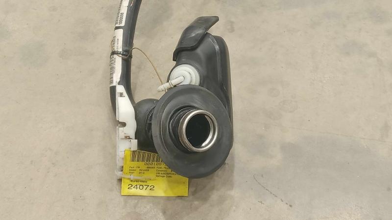2012 Mercedes R-Class Fuel Filler Neck