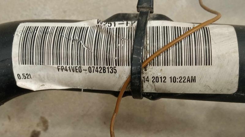 2012 Mercedes R-Class Fuel Filler Neck