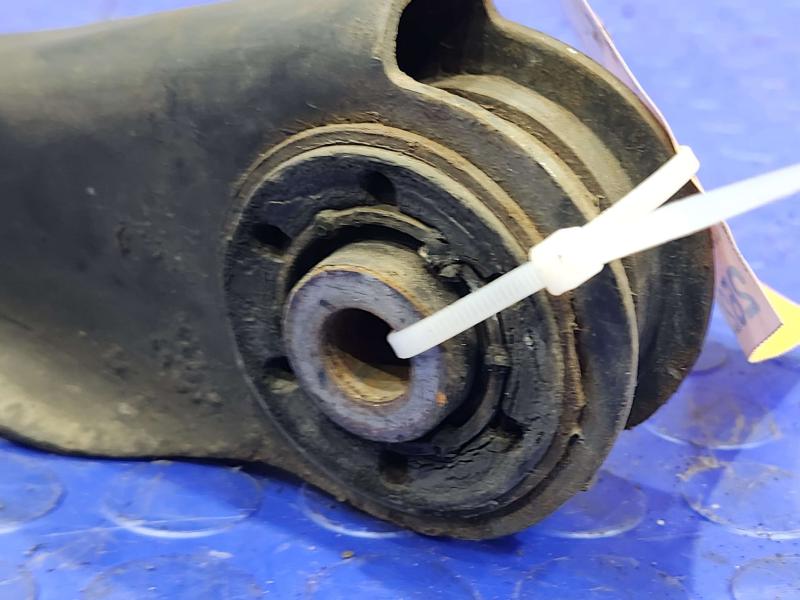 2012 Ford Escape Lower Control Arm Rr