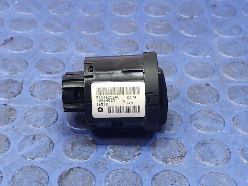 2014 Dodge Durango Headlight Switch (Dash Mtd)