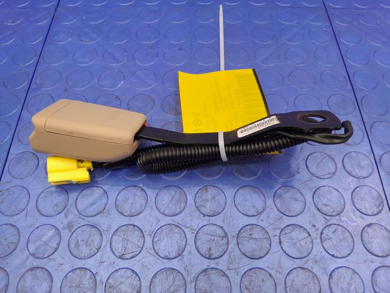 2015 Subaru Legacy Front Seat Belt
