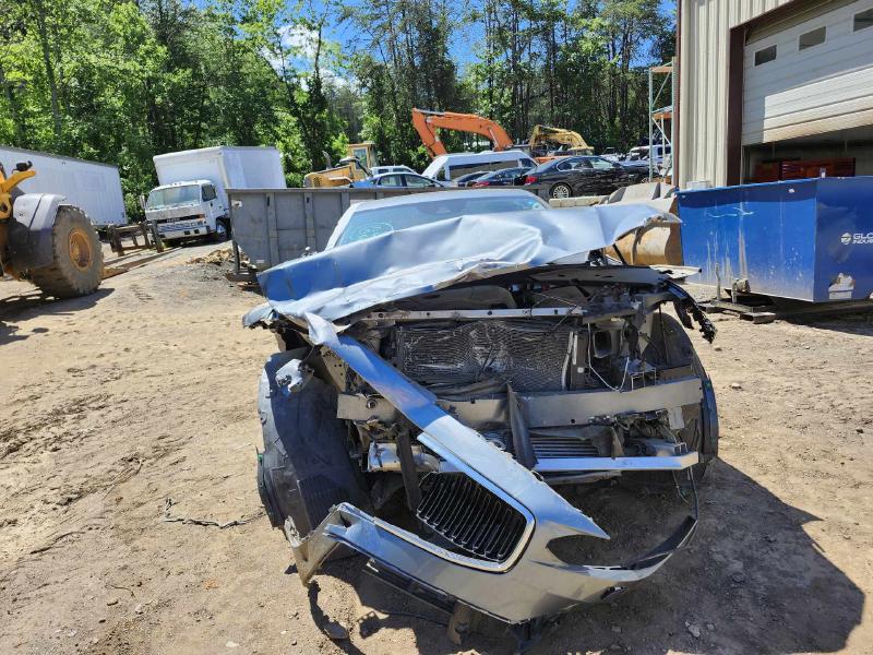 2018 Volvo S90 Center Pillar