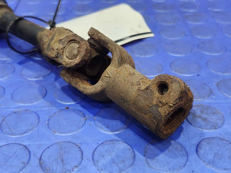 2005-2015 Toyota Tacoma Lower Steering Shaft Assembly OEM 4520304021