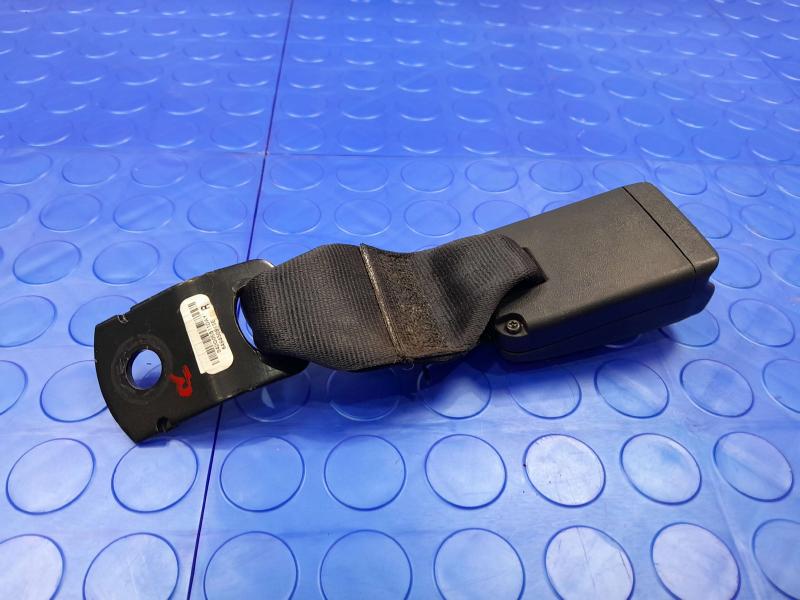 2021 Nissan Versa Rear Seat Belt