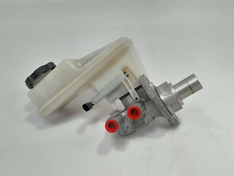 2019 Chevrolet Blazer Master Cylinder