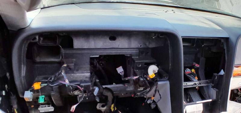 2004 Lincoln Navigator Dash Panel