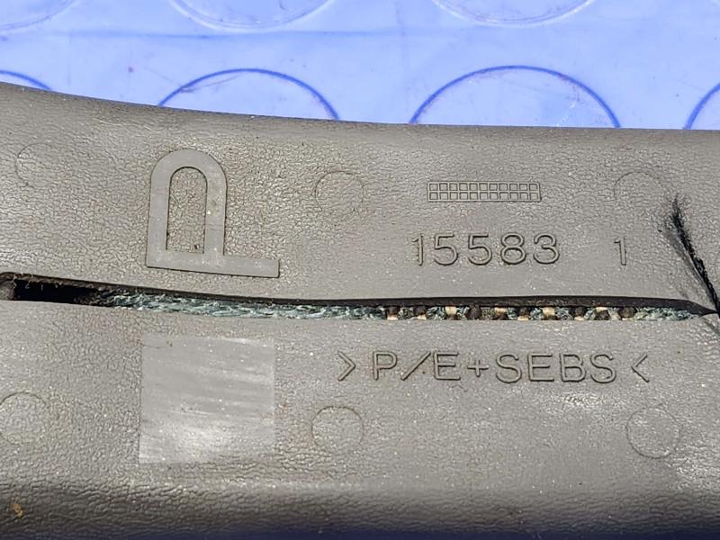2010 Toyota Prius Rear Seat Belt