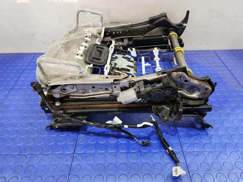 2014 Lexus IS 250 Seat Track