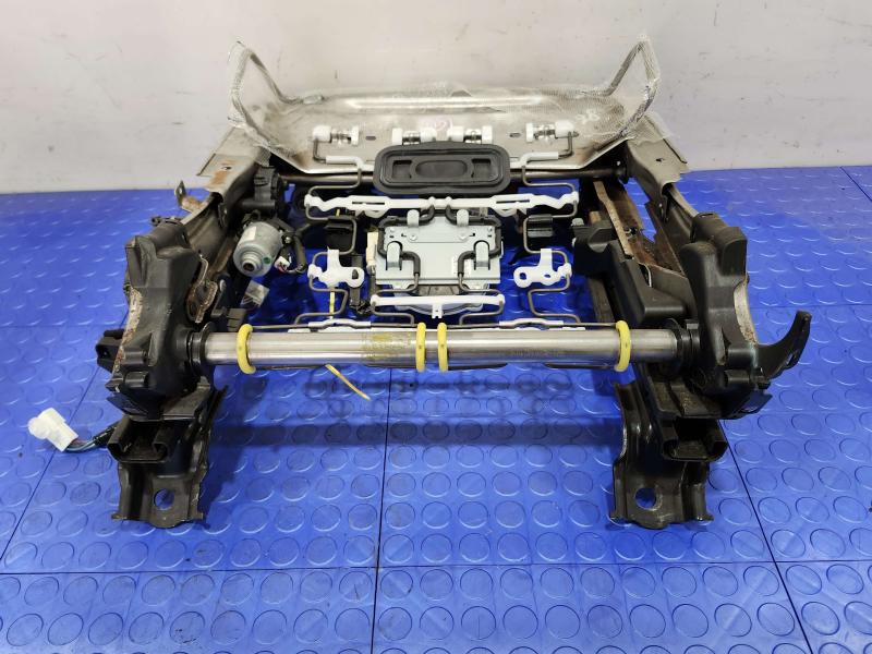 2014 Lexus IS 250 Seat Track