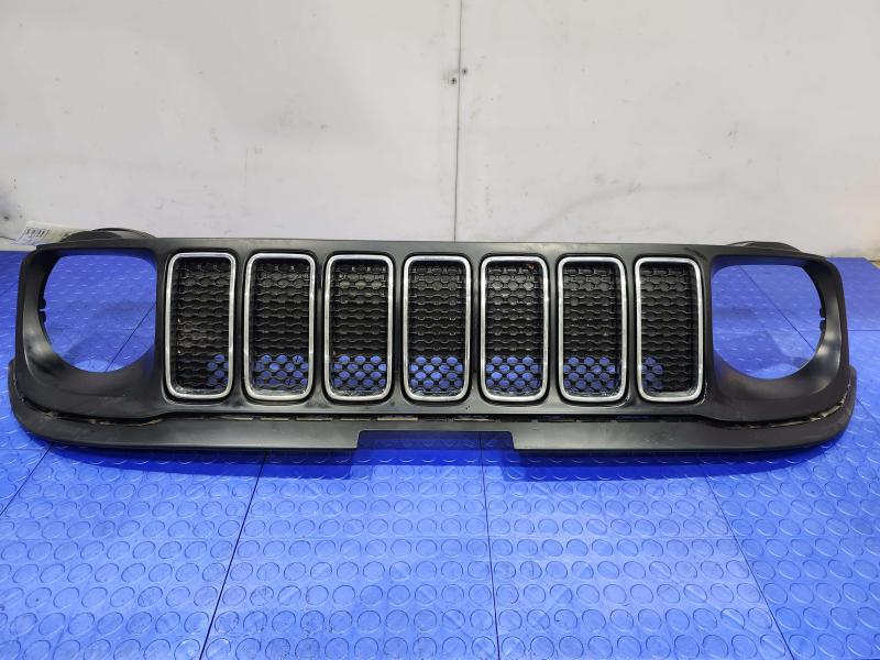 2020 Jeep Renegade Grille