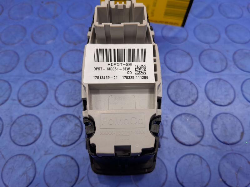 2017-2020 Lincoln Continental Headlight Control Switch OEM DP5T-13D061-BEW
