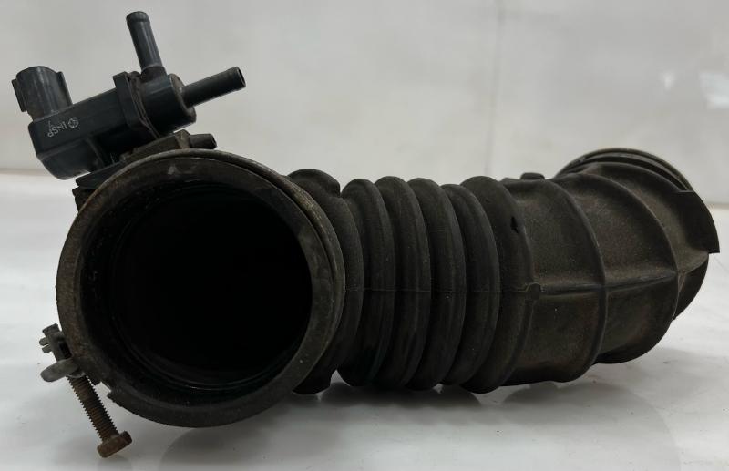 2003 - 2005 Toyota Corolla 1.8L Engine Air Intake Hose OEM 1788122080
