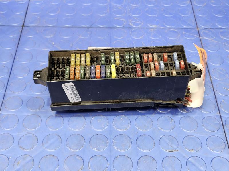 2015 Volkswagen Beetle Cabin Fuse Box Relay Junction Block Genuine OEM