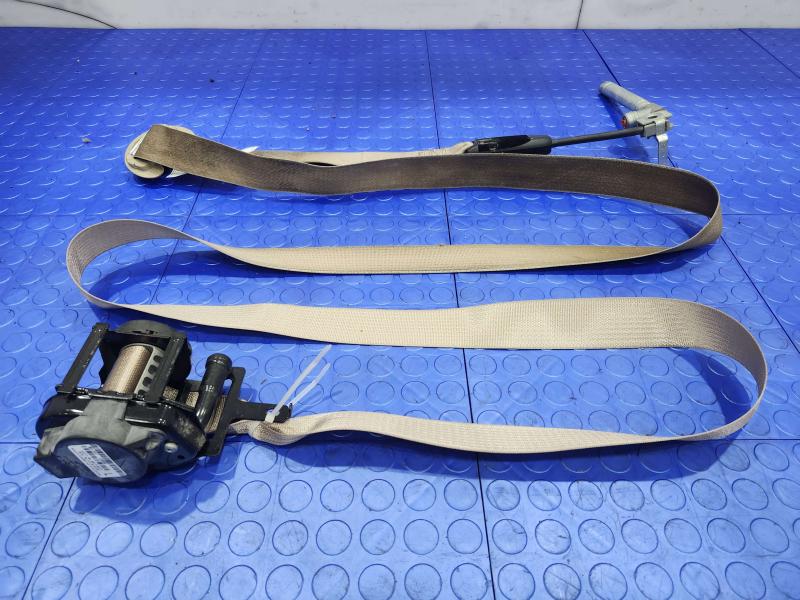 2011 Kia Sorento Front Seat Belt
