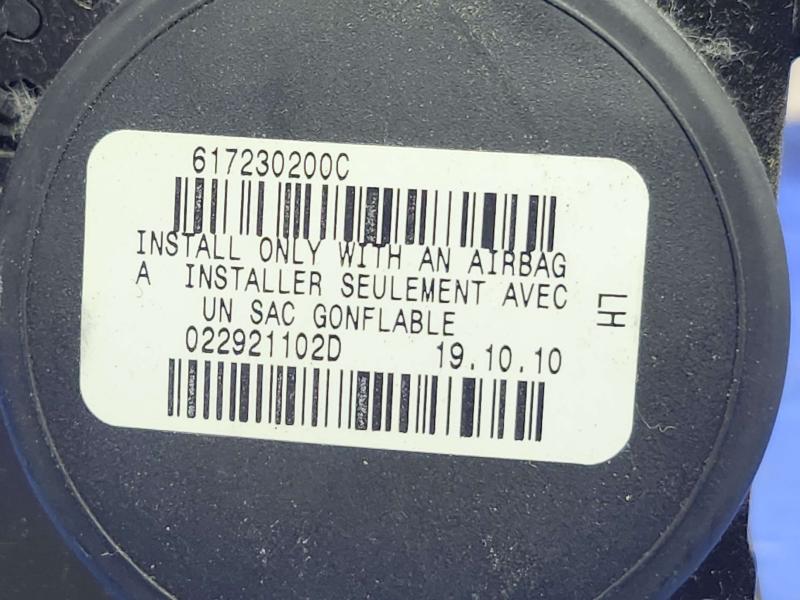 2011 Kia Sorento Front Seat Belt