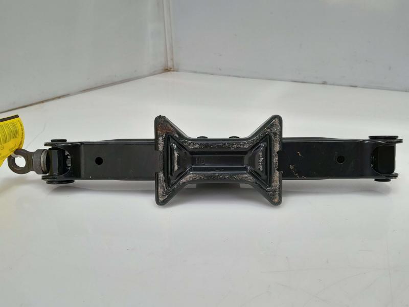 2017 Toyota Corolla iM Jack Assembly