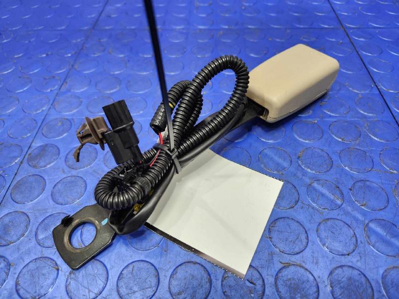 2018 Subaru Legacy Front Seat Belt