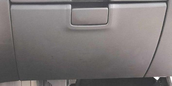 2014 Chevrolet Silverado 1500 Glove Box